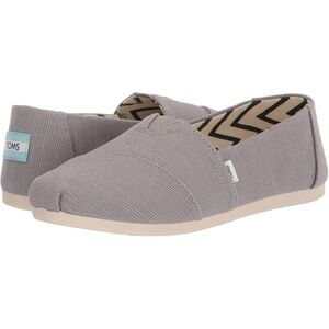 TOMS NWOT Women's Alpargata Slip-On Flats